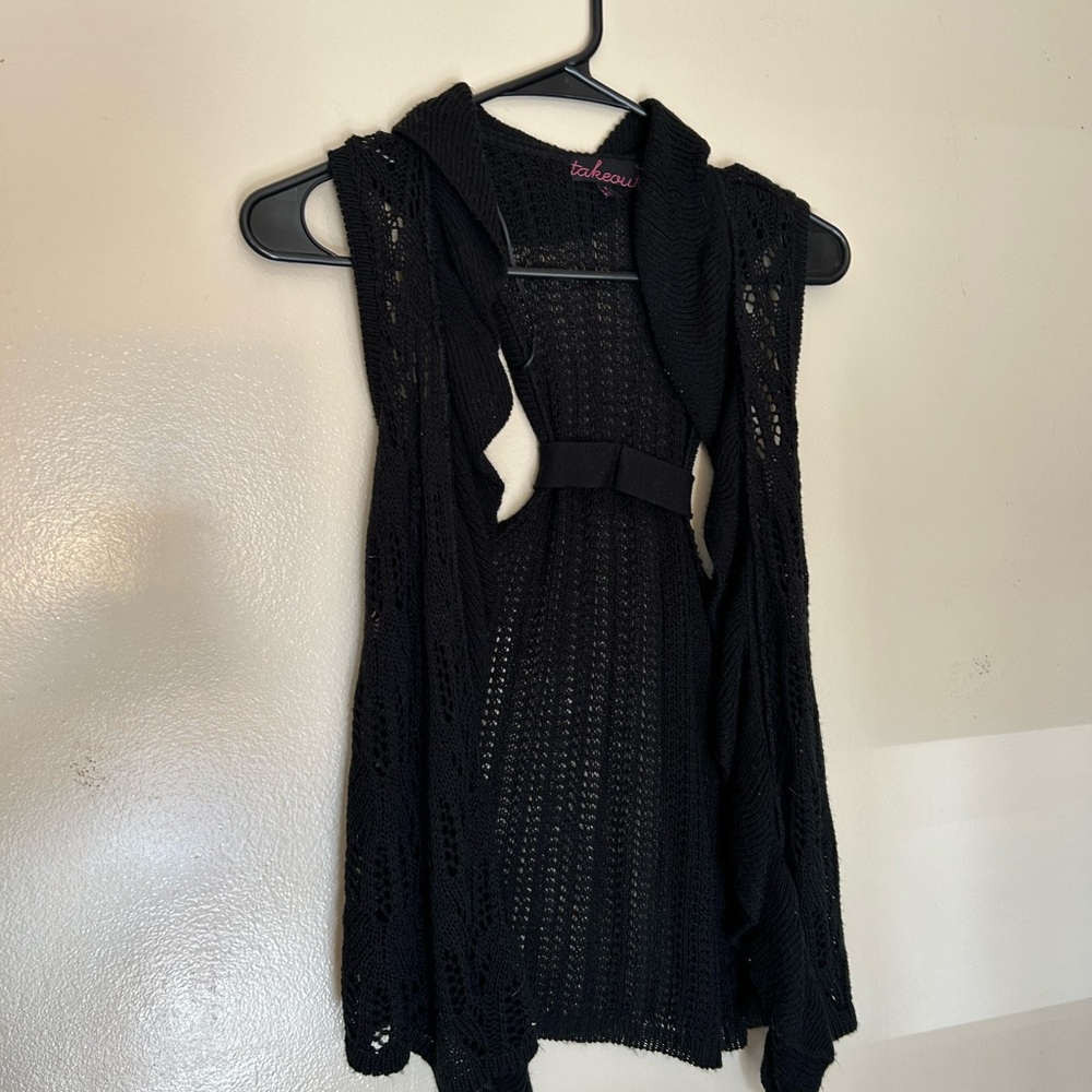 Black Knit Sleeveless Cardigan